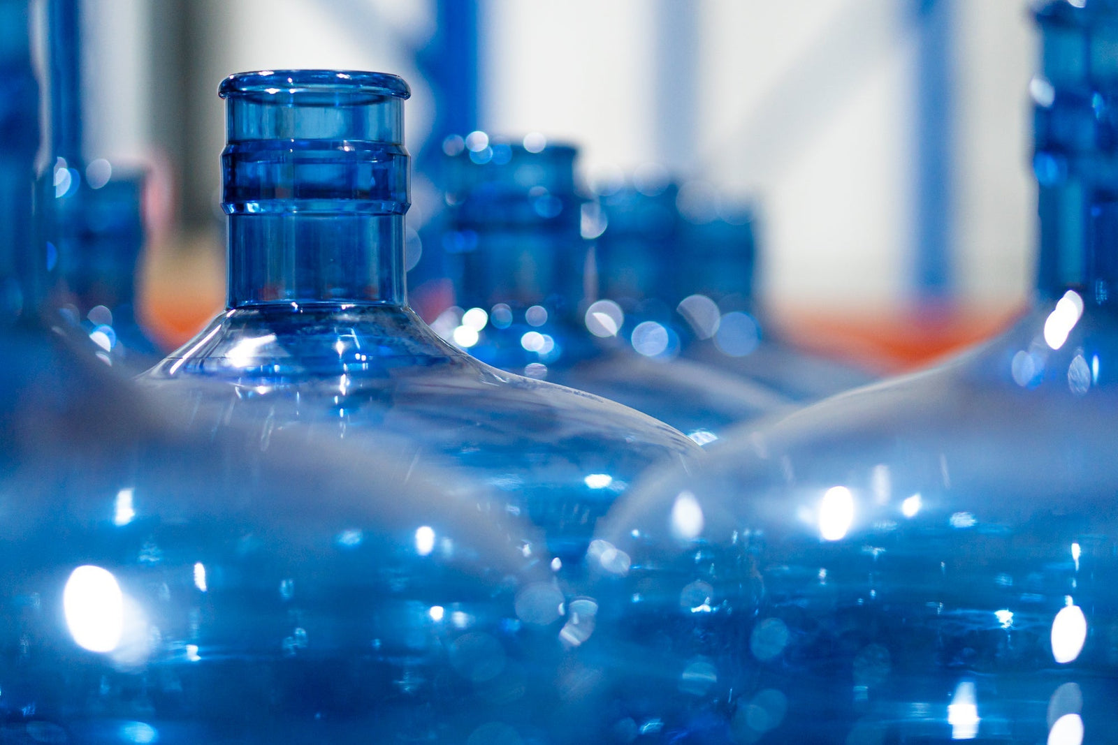 Top Loading vs Bottom Loading vs Point of Use Water Dispensers – Which is Right for You?