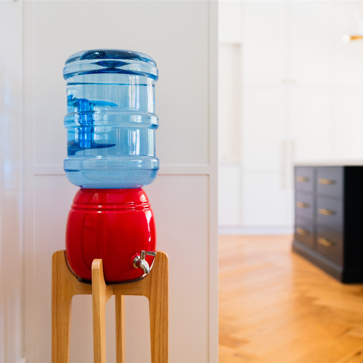 Premium Ceramic Dispenser – “Wonder Well - Sara” (Dispenser + 4 x 15L bottles)