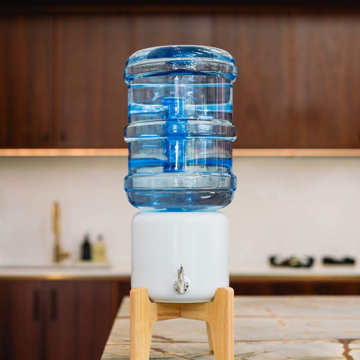 Premium Ceramic Dispenser – “Wonder Well - Lily”