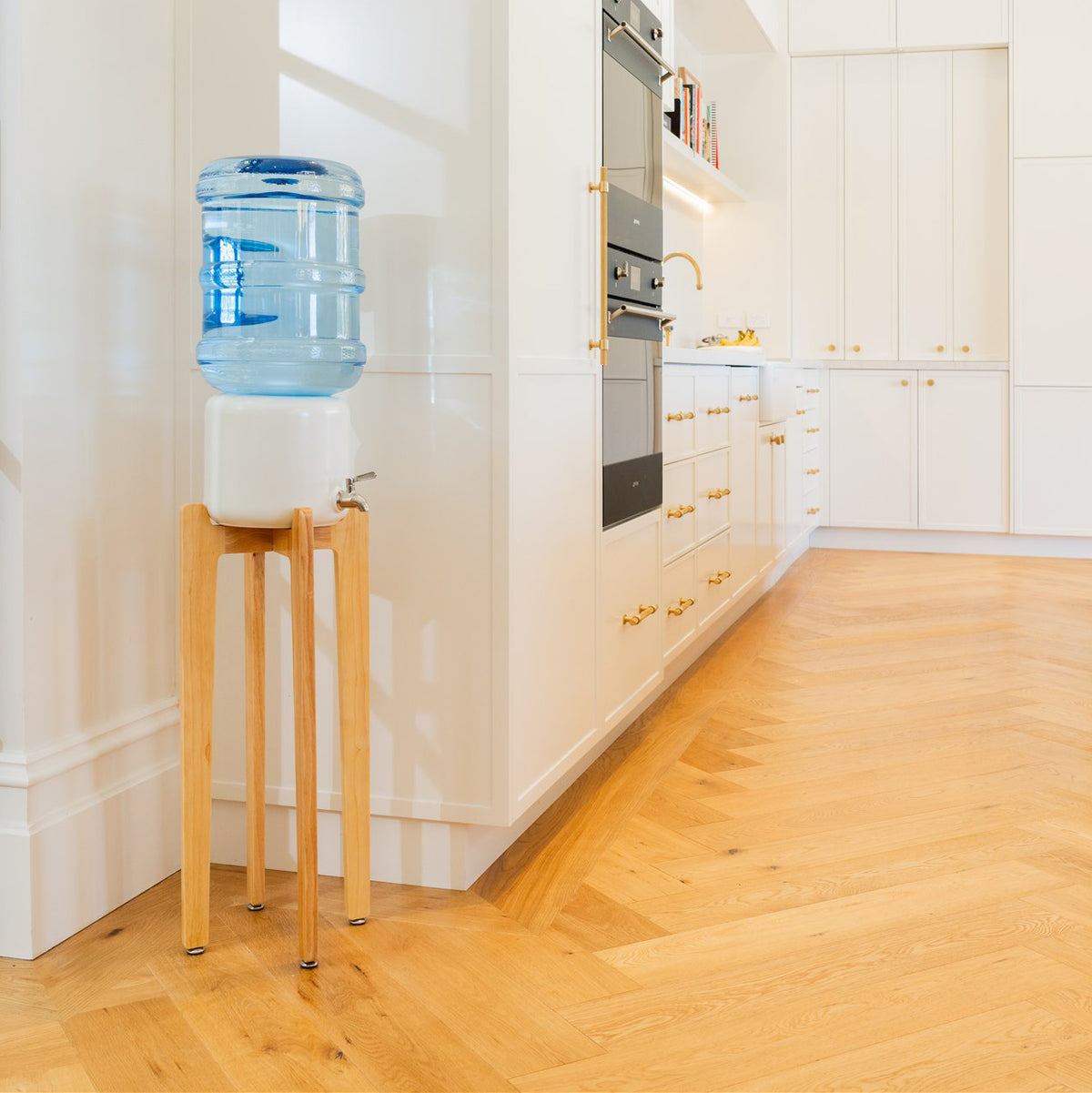 Premium Ceramic Dispenser – “Wonder Well - Lily”